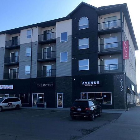 Ramada By Wyndham Fort Mcmurray Exterior foto