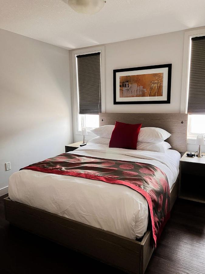 Ramada By Wyndham Fort Mcmurray Exterior foto