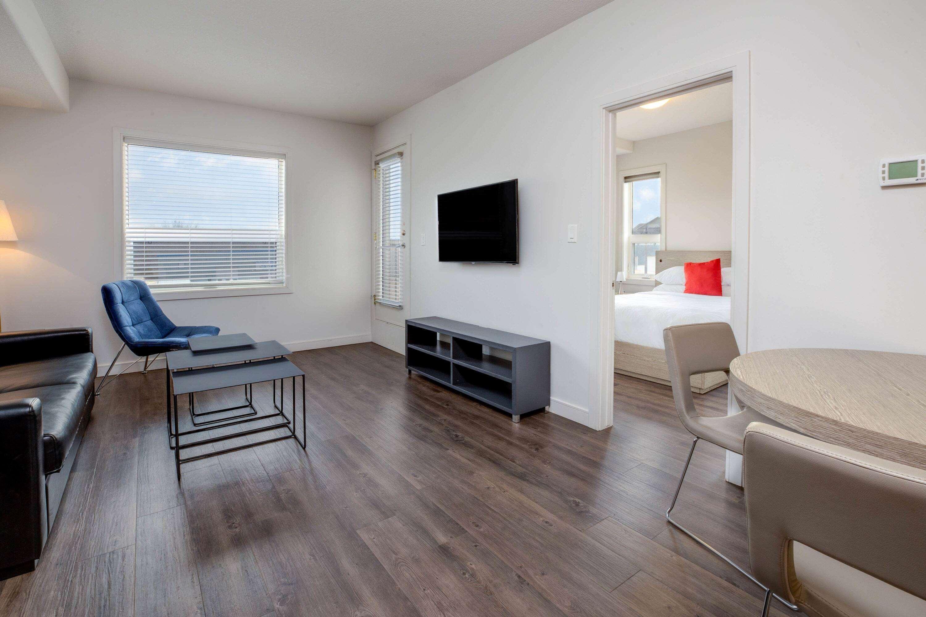 Ramada By Wyndham Fort Mcmurray Exterior foto